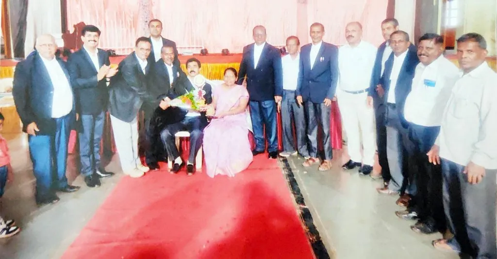 Students felicitated by the Marathi Speaking Lawyers Association