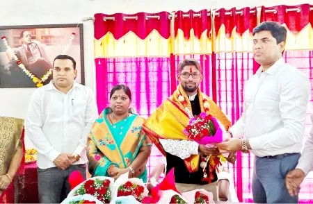 मनपा स्थायी समित्यांच्या अध्यक्षांनी सूत्रे स्वीकारली Chairman of Municipality Standing Committees accepted the formula