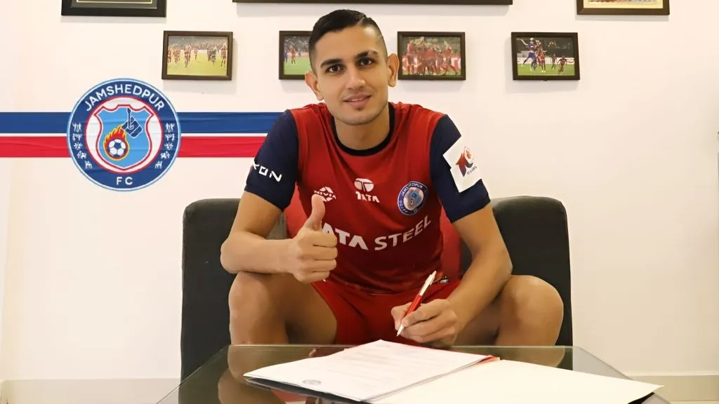 Nischal Chandan signed with Jamshedpur F.S