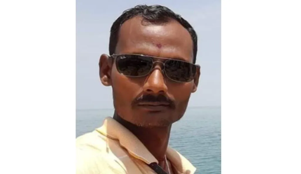 A young worker of Vadgaon died of heart disease in Pandharpur