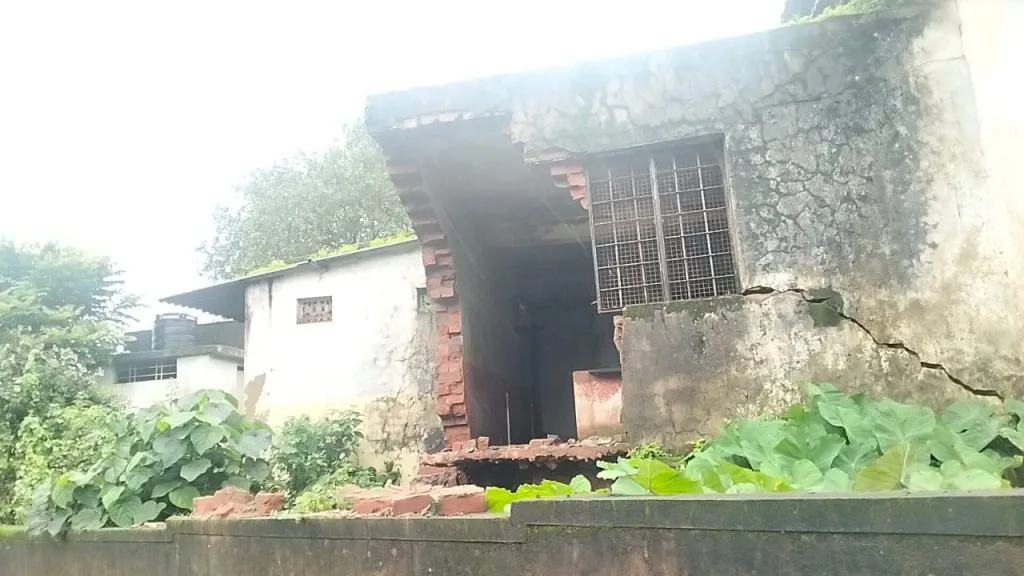 The wall of the school's kitchen collapsed in Bijgarni
