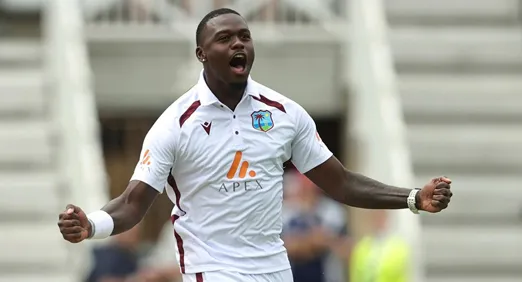 इंग्लंडचे विंडीजला 393 धावांचे आव्हान