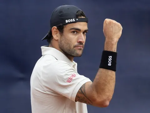 इटलीचा बेरेटेनी अंतिम फेरीत Italy's Berretini in the final