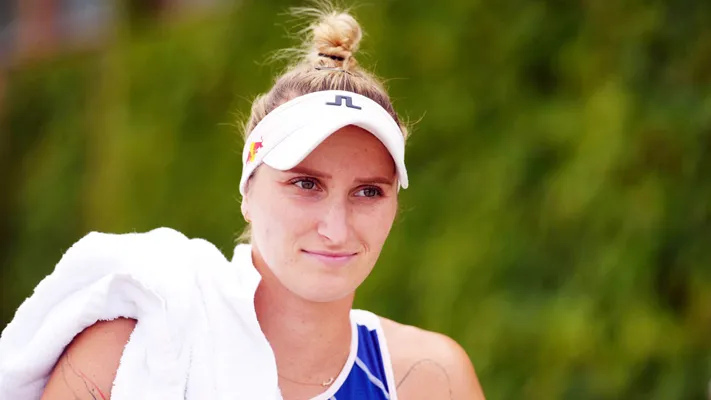 हुरकेझ, व्होंड्रोसोव्हा यांची ऑलिंपिकमधून माघार Hurquez, Vondrosova withdraw from Olympics