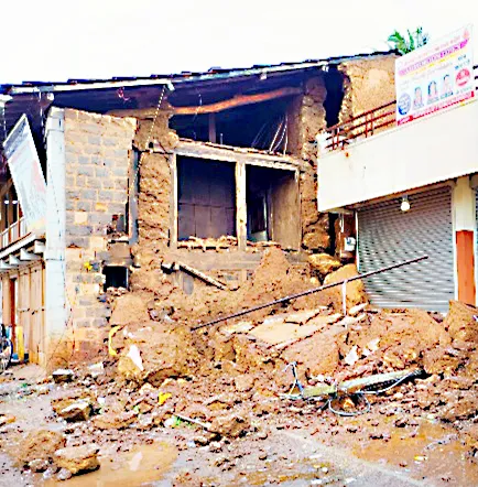 50,000 loss due to house collapse in Kadoli