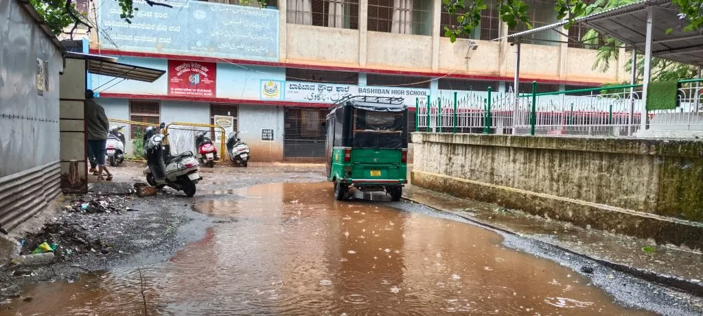 The sky split and everyone became helpless