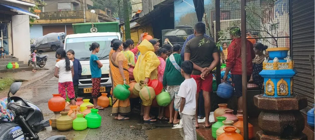 Serious water problem in Kankumbi-Parwad village