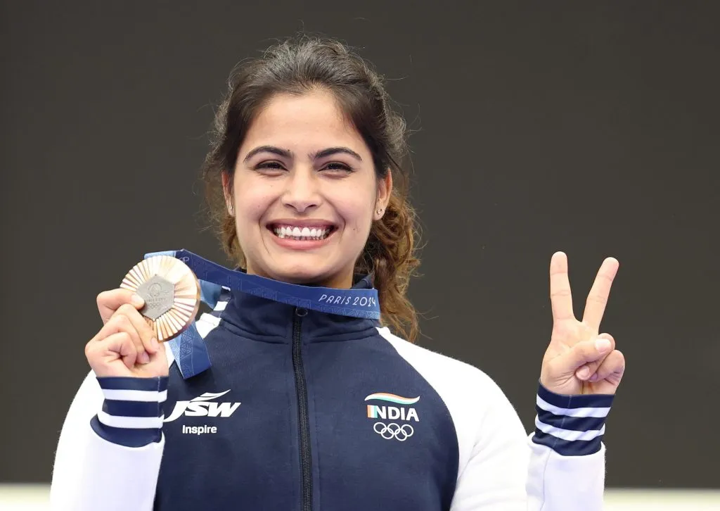 'Shooter Queen'...Manu Bhakar!