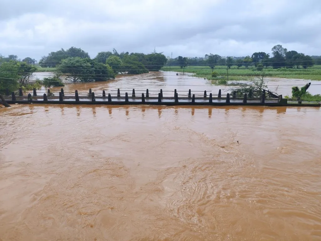 Flood situation continues on Markandeya banks