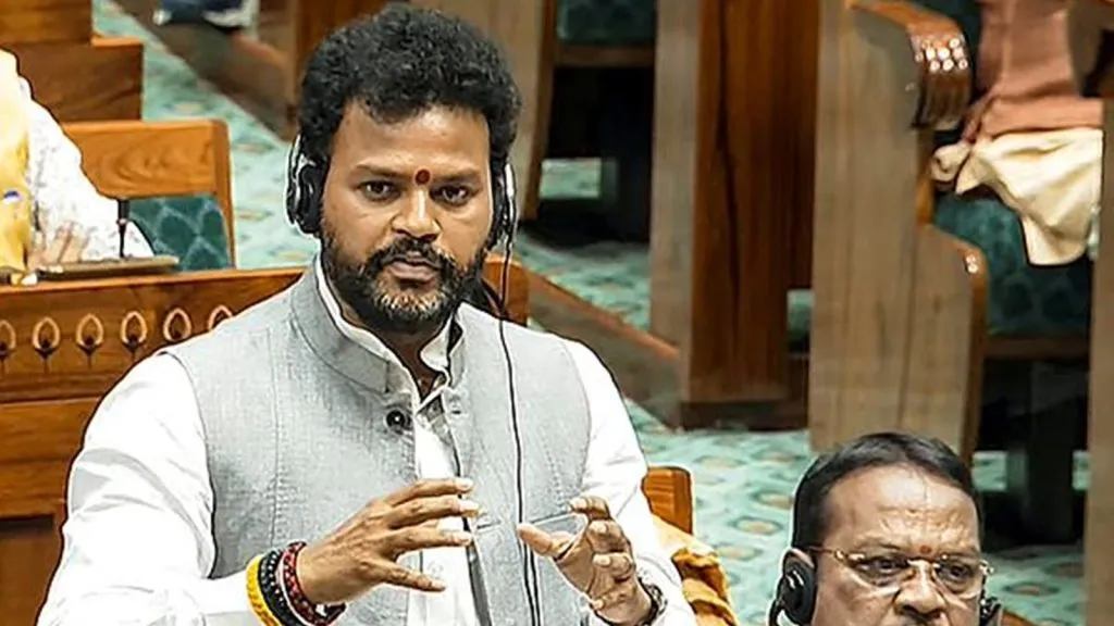 An inquiry will be held in the case of sudden increase in air fare