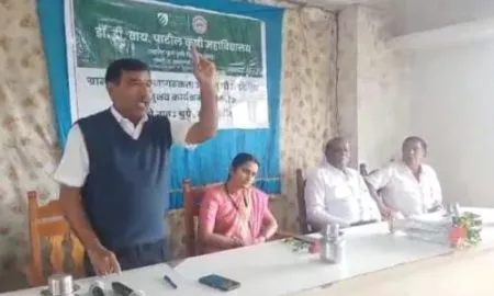 दुग्धव्यवसाय यशस्वी करण्यासाठी मुक्त संचार गोठा गरजेचा; कृषीतज्ञांचे मत dairy farming