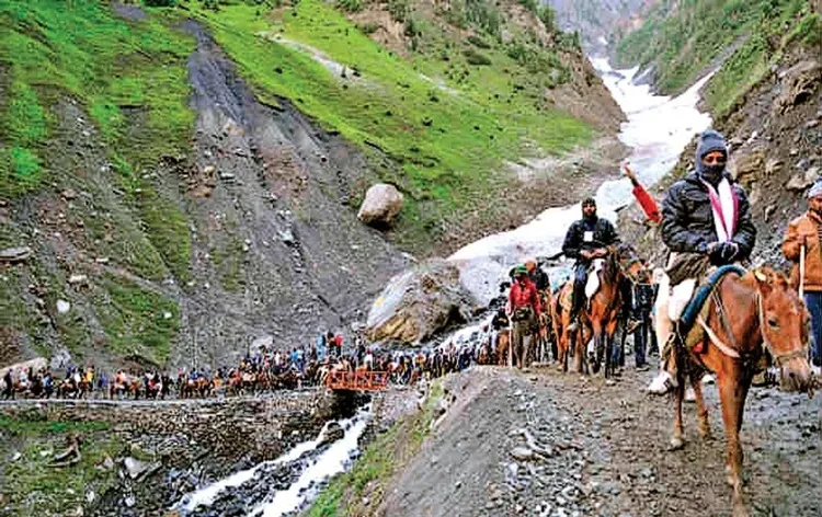 15th batch left for Amarnath Yatra