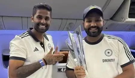 Team India will be given a grand welcome