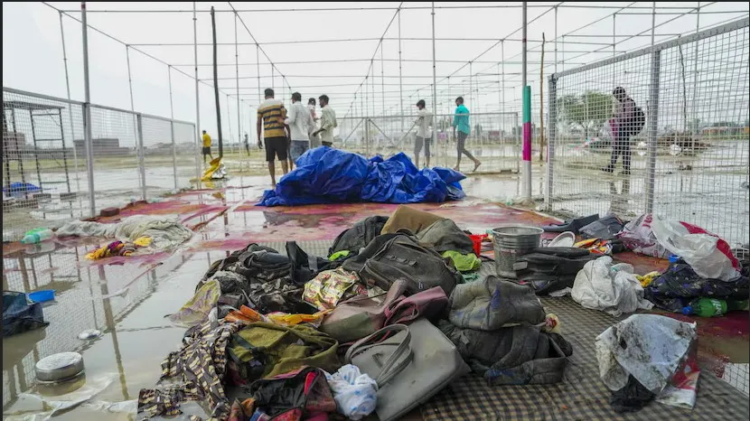 Blame on organizers in Hathras case