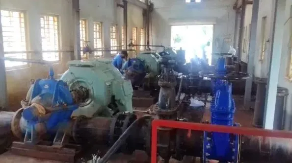 हिंडलगा पंपिंग स्टेशनमधील लहान पंप हलविले Moved small pumps in Hindalga pumping station