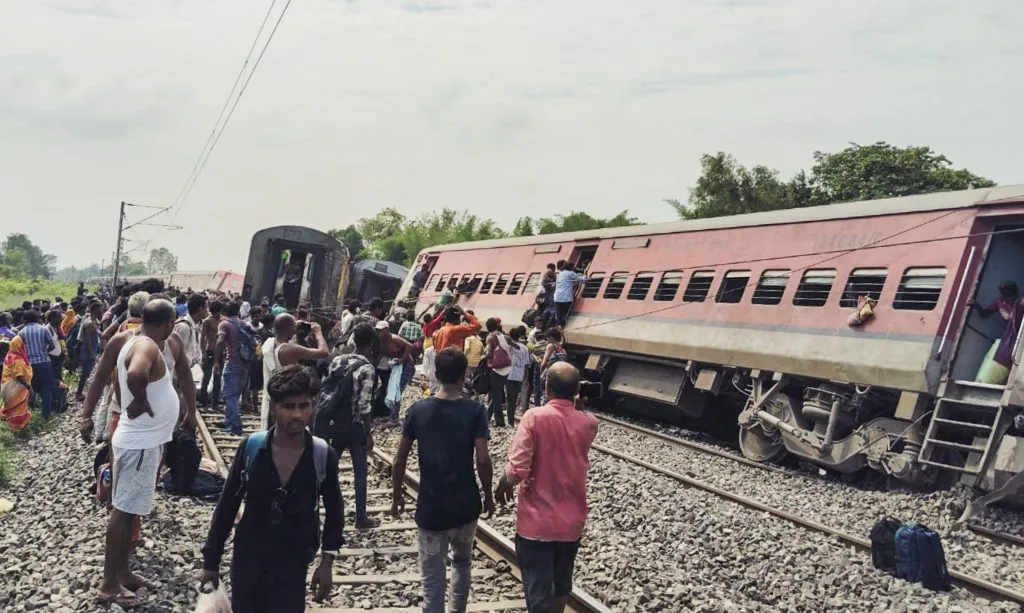 Chandigarh-Dibrugarh Express train derails,5 killed