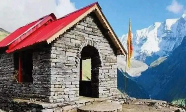 Illegal construction in the glaciers of Uttarakhand