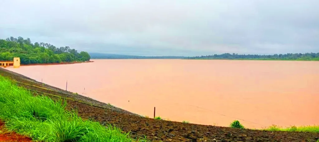 Only 5 feet of water is needed to fill the rakaskop dam completely