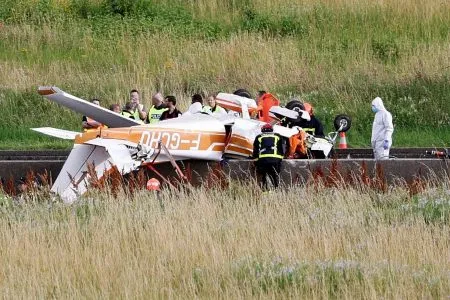Plane hits power line in France