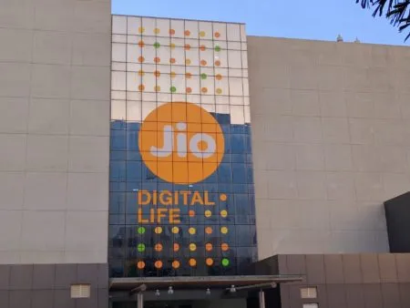 Jio's IPO will come by 2025
