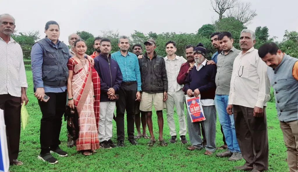 Discussion with Talewadi villagers for migration
