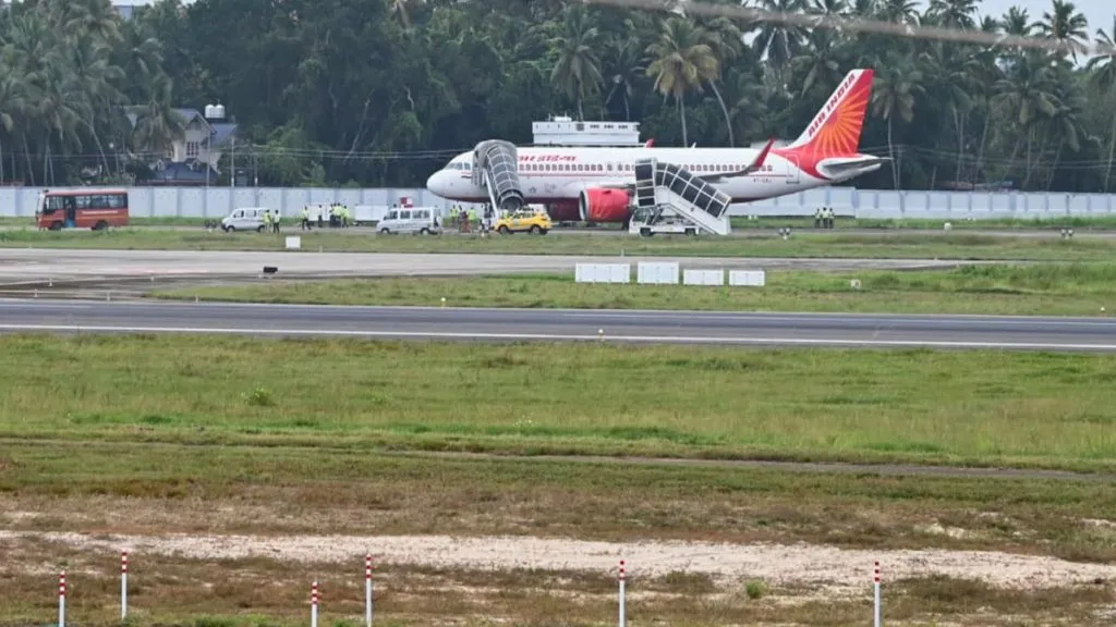 Air India plane bomb threat