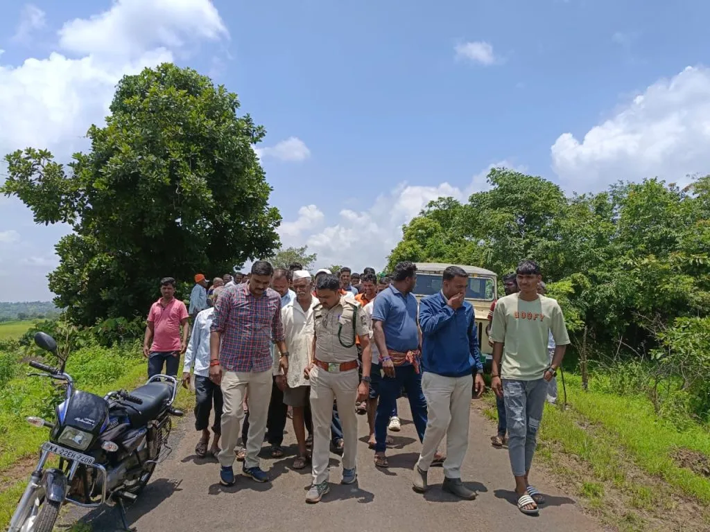 A team entered Nagenhatti-Yermal to search for leopards