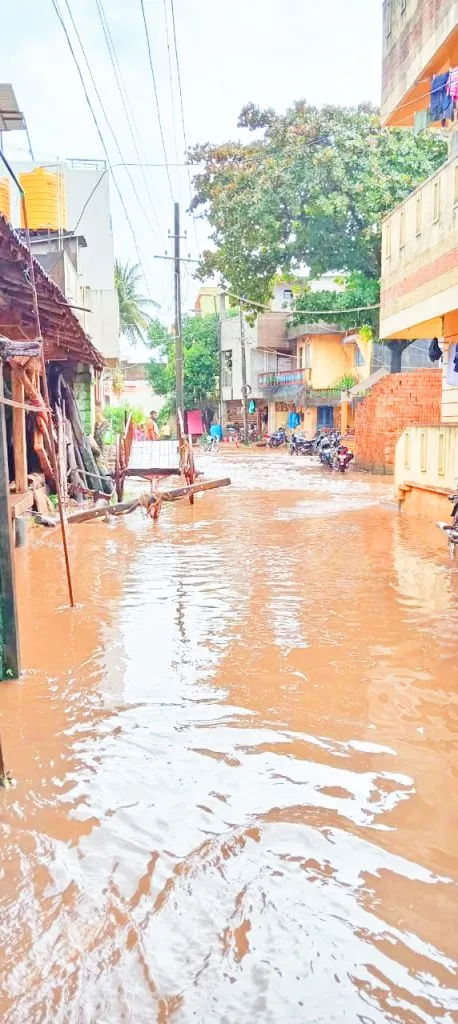 Cloudburst-like rain in Kangrali Budruk