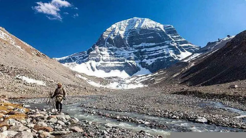 मानवाचा स्पर्षही नाही, असे स्थान… A place where there is no human touch...