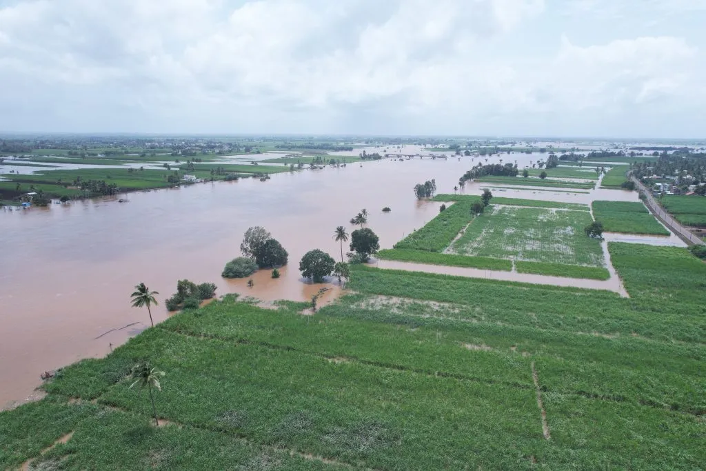 Three and a half lakh cusecs discharge from Almatti