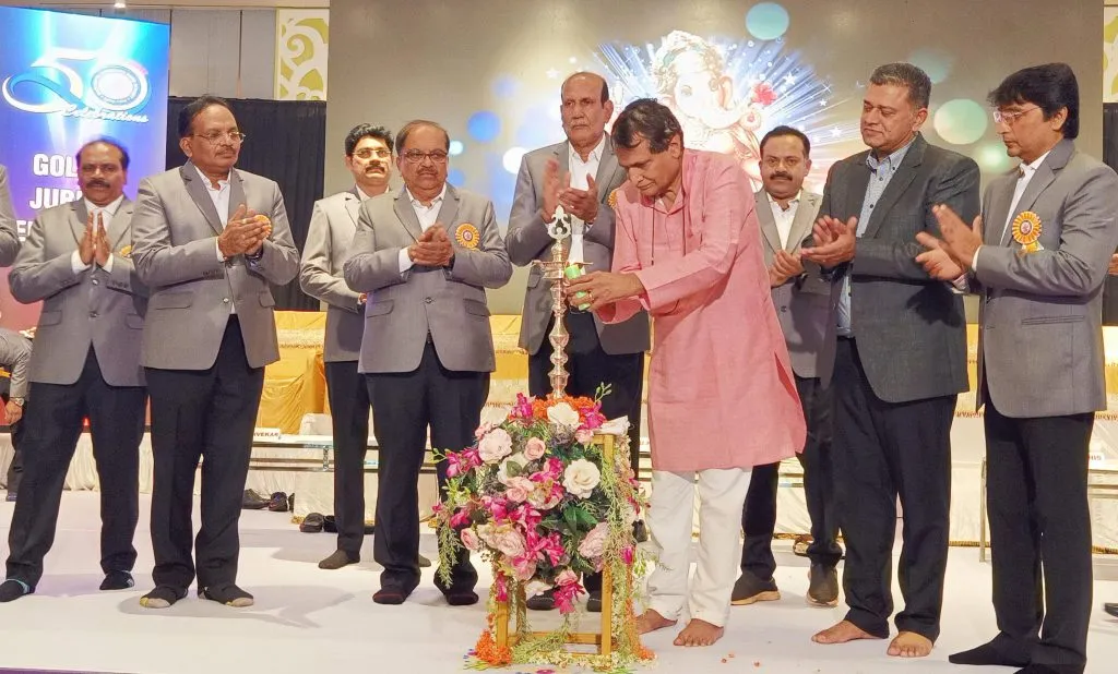 सहकारी बँकांमुळे लघुउद्योग भरभराटीला Small scale industries flourished thanks to co-operative banks