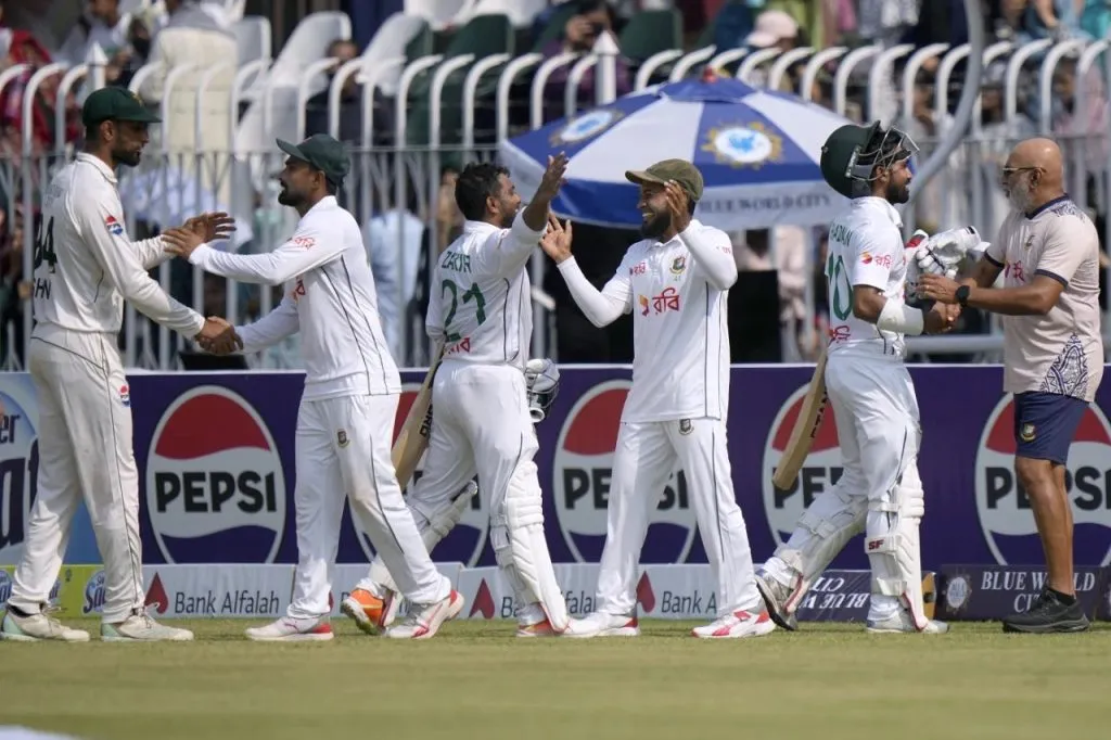 The innings was declared and Pakistan's game was over