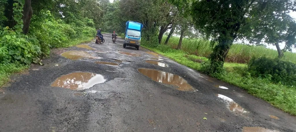 Plight of Jamboti-Khanapur State Highway