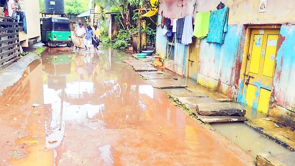 Sewage water at Marutinagar Sambara Road