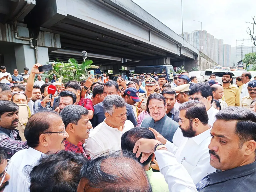 Chief Minister's tour and highway bandages