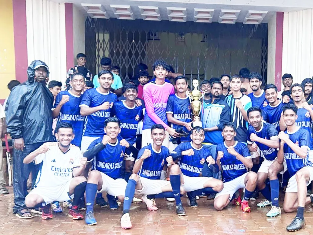 Independence Cup to Lingaraj team