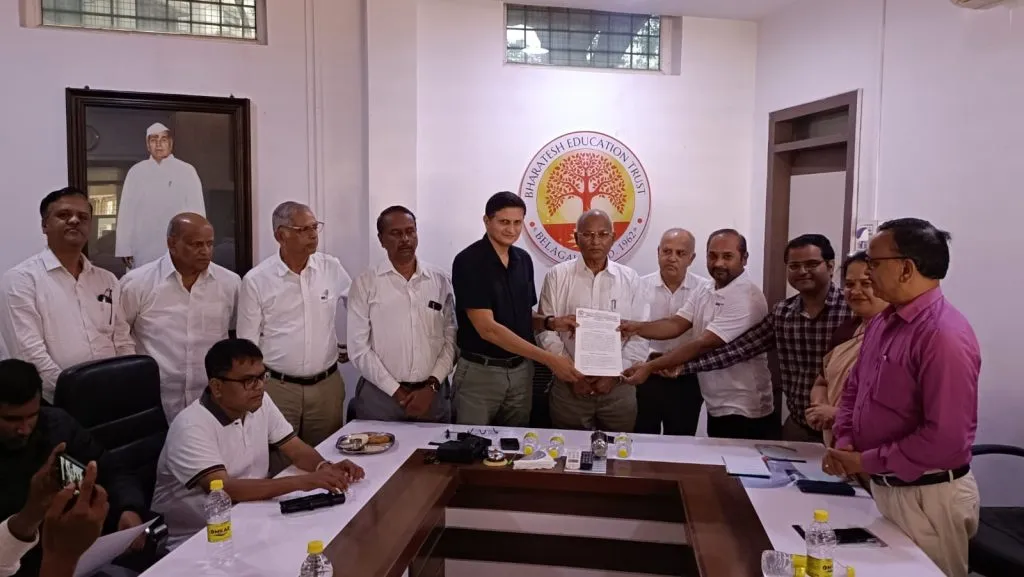 Bharatesh Shikshan Sanstha signs MoU with 10 startups