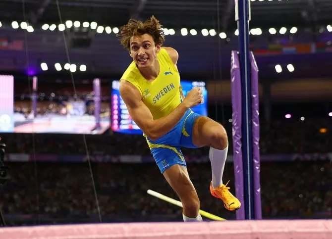 Sweden's Duplantis' second Olympic gold