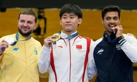 कोल्हापूरच्या स्वप्निल कुसाळेची ऑलिंपिकमध्ये कास्यपदकाला गवसणी! कांबळवाडीत एकच जल्लोष Swapnil Kusale