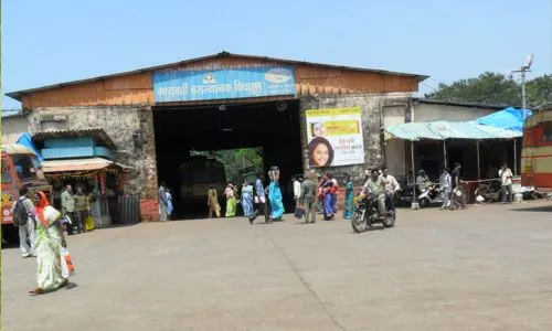 Chiplun bus station