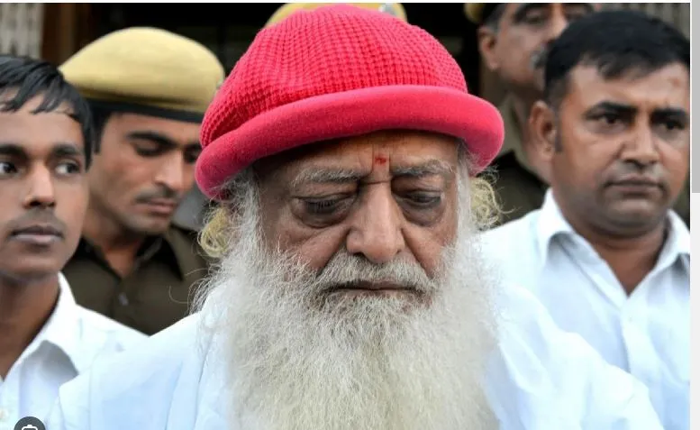 आसारामबापू 30 दिवसांसाठी कारागृहातून ‘पॅरोल’वर बाहेर Asaram granted interim bail for six months