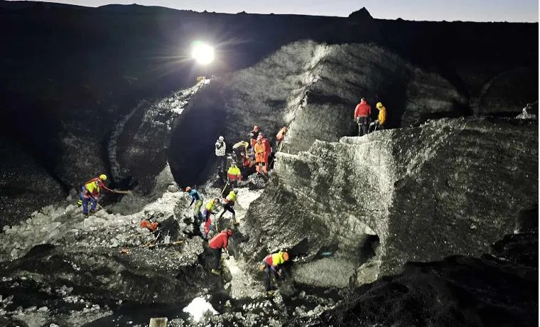 Ice cave collapses in Iceland, one dead