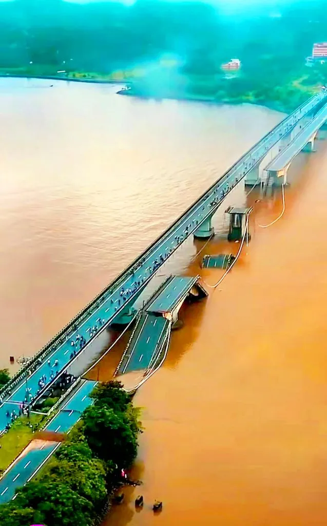 An old bridge over the river collapsed during Karwar