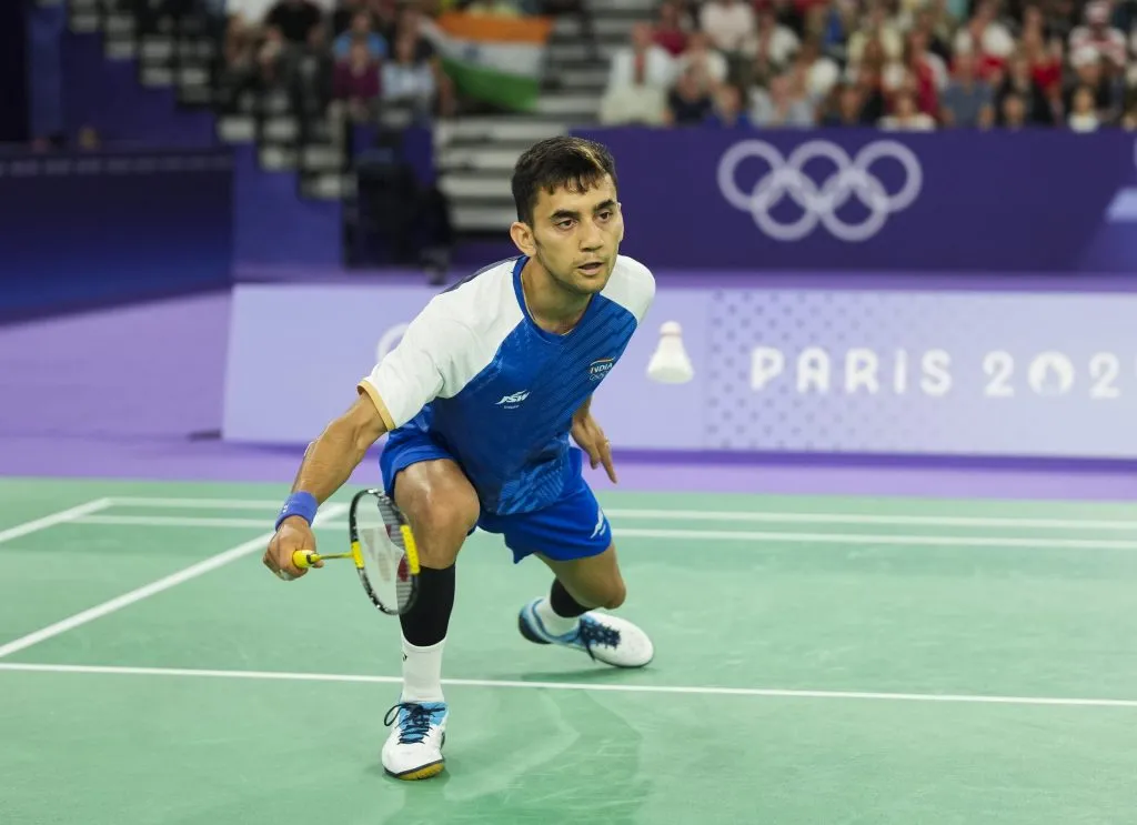 Axelsen fell heavily on Sen