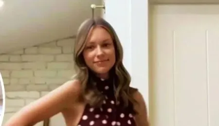 कन्येचा अंत्यसंस्कार…मातेचा श्रृंगार Daughter's funeral...Mother's makeup