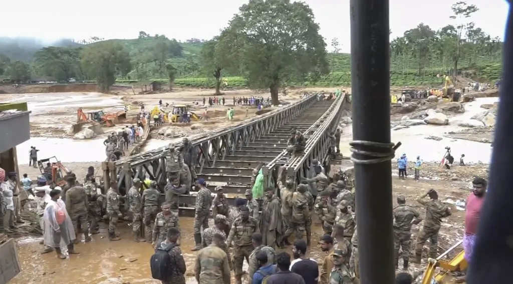 वायनाडला मदत-बचावकार्य सुरूच Rescue operations continue in Wayanad