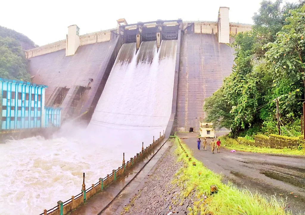 All three gates of Supa Dam opened