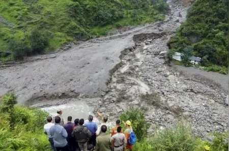 46 people still missing due to cloudburst in Himachal
