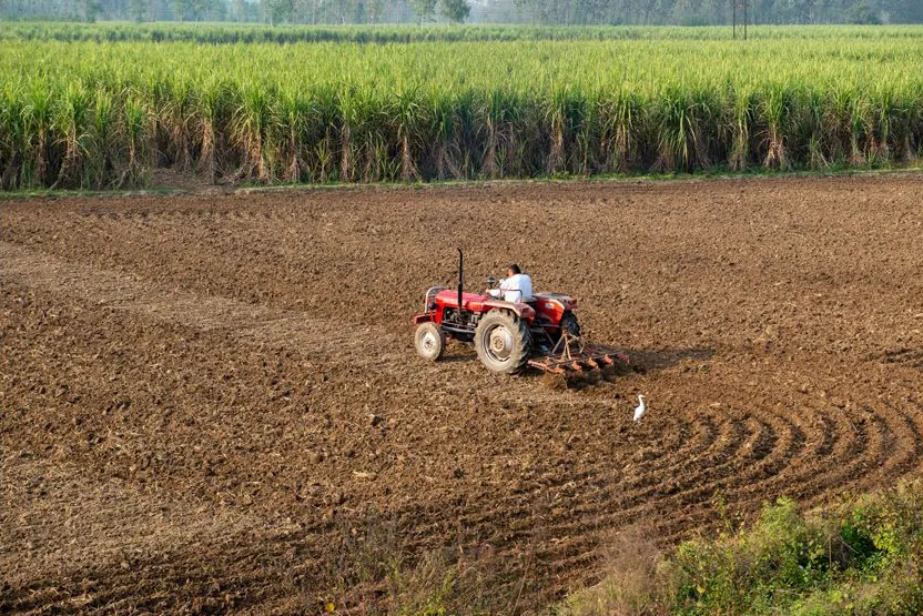 Resource depletion in the sugarcane belt of western Maharashtra