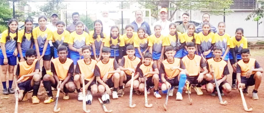 Chitnis, double crown to Bhandari School